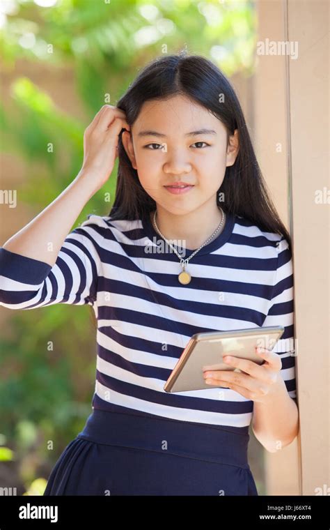 96,605 Asian Teen Lifestyle Stock Photos and High